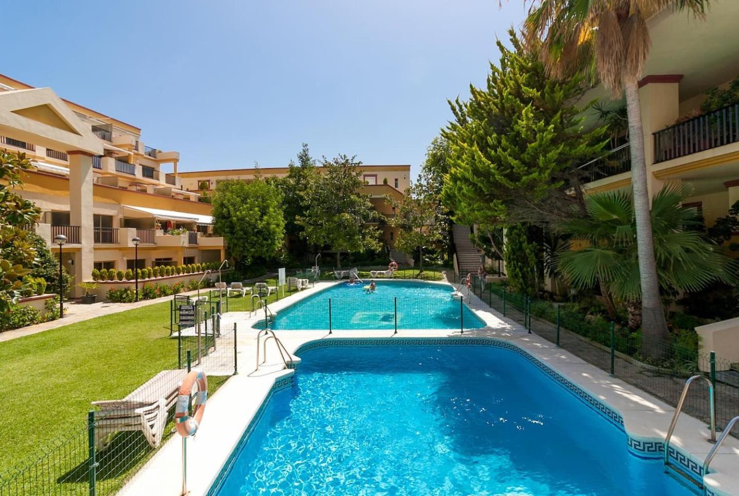 Oleholidays 716 Romana Playa Junto Al Mar Marbella Buitenkant foto